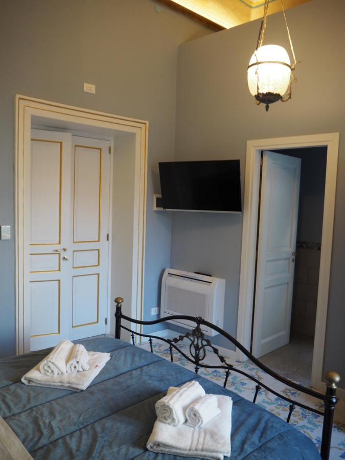 Dimora Lecerf Hotel Palermo Exterior photo