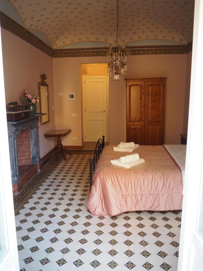 Dimora Lecerf Hotel Palermo Exterior photo